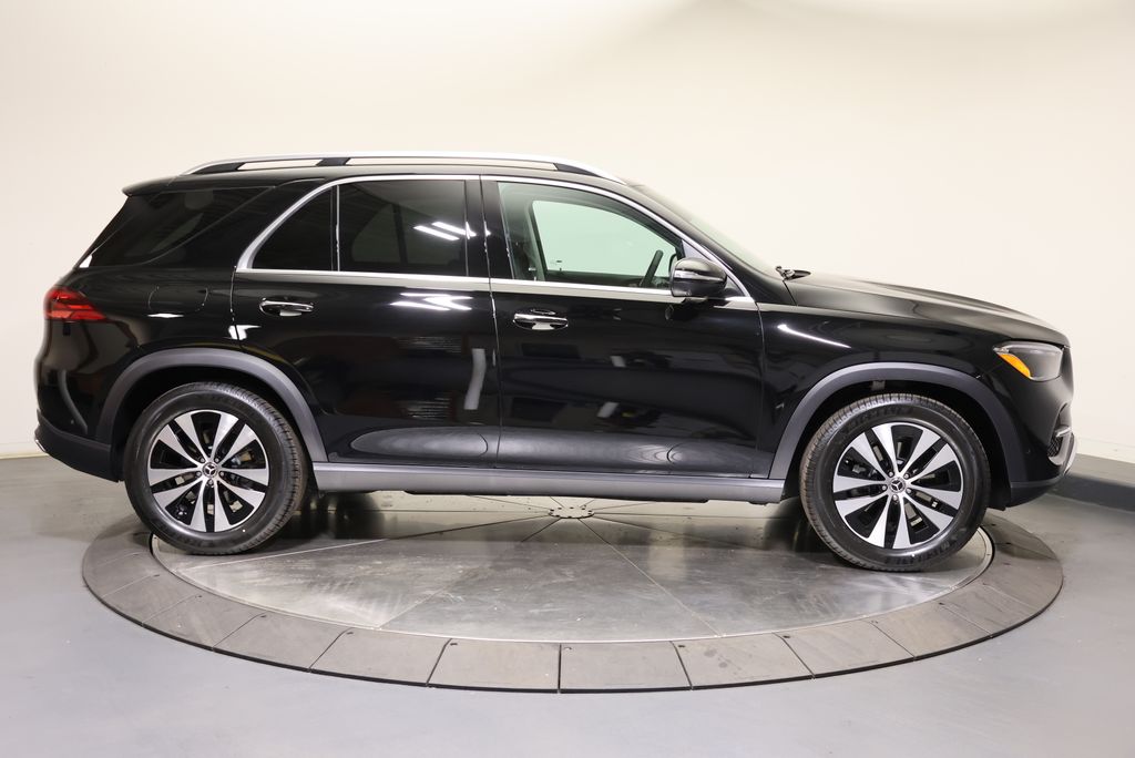 Thumbnail: 2026 Mercedes-Benz GLE - 8