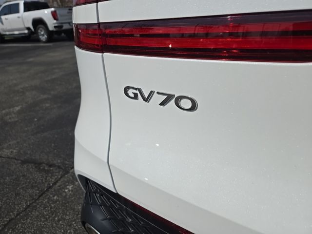 2025 Genesis GV70  11