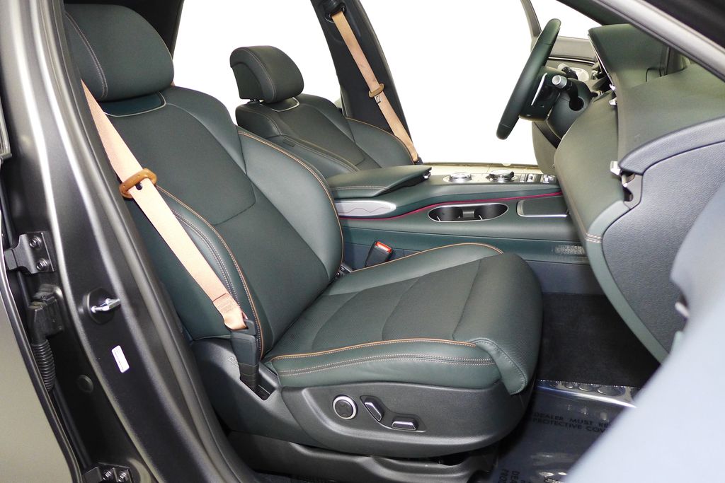 2023 Genesis GV70 2.5T 19