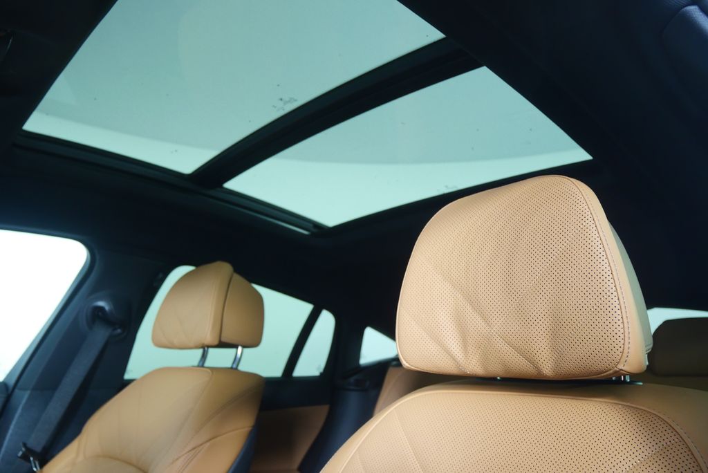 Thumbnail: 2026 BMW X6 - 12