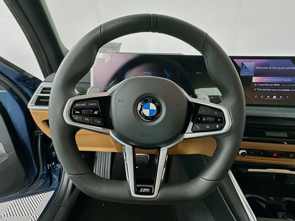 Thumbnail: 2026 BMW 3 Series - 10