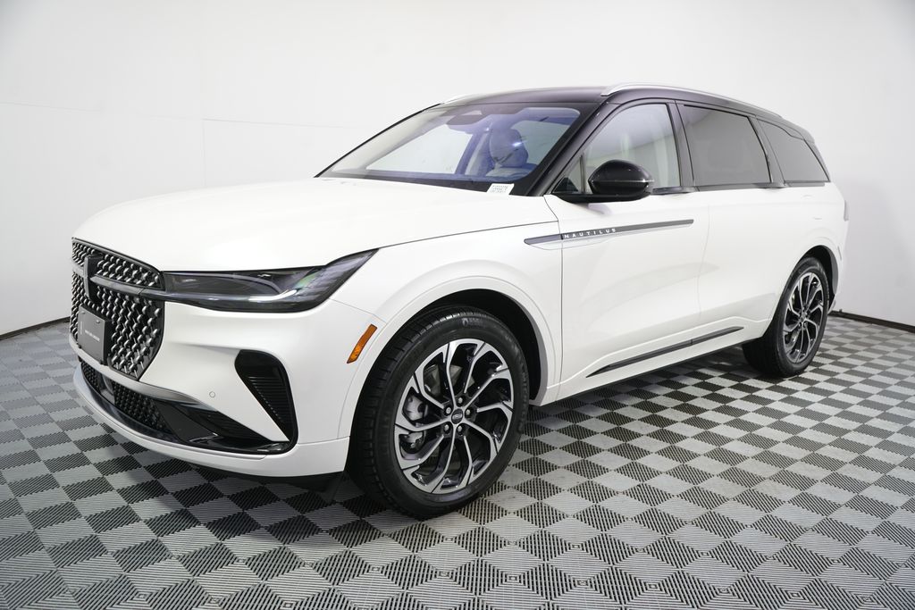 View vehicle photo 2