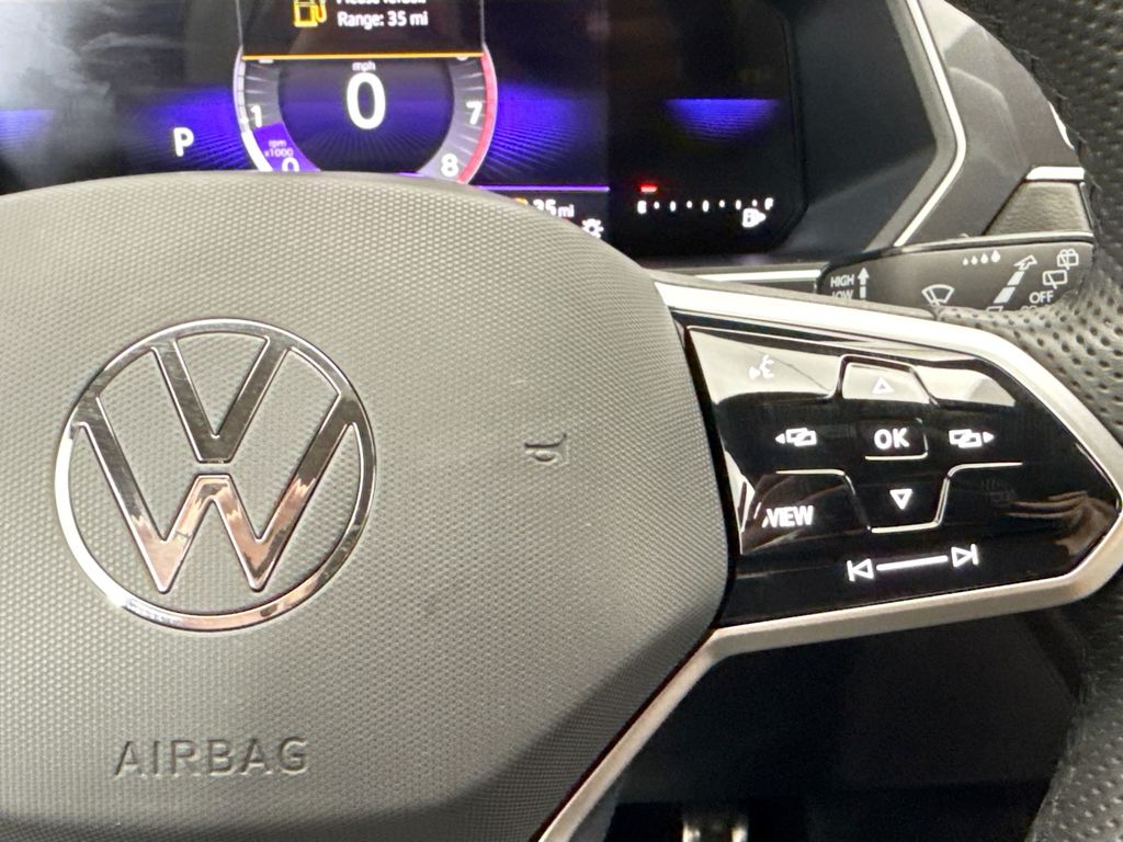 Thumbnail: 2024 Volkswagen Tiguan - 12