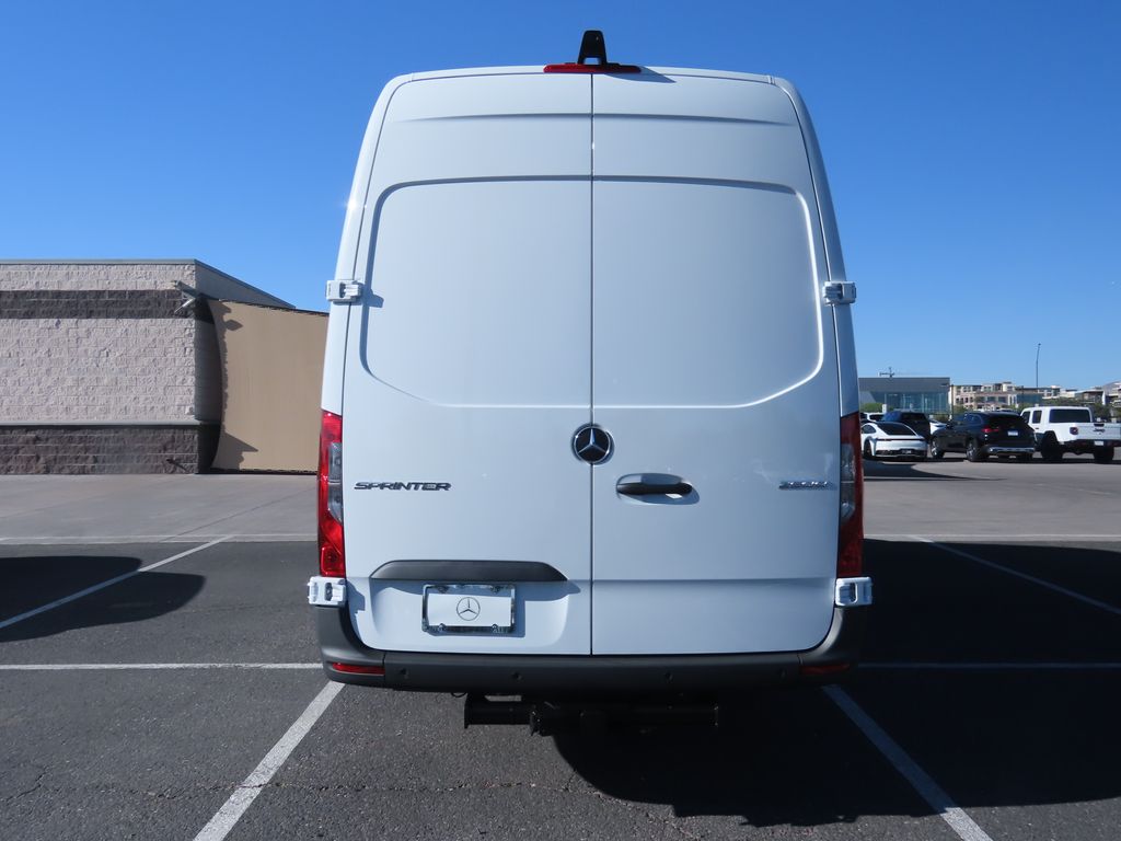 Thumbnail: 2026 Mercedes-Benz Sprinter - 6