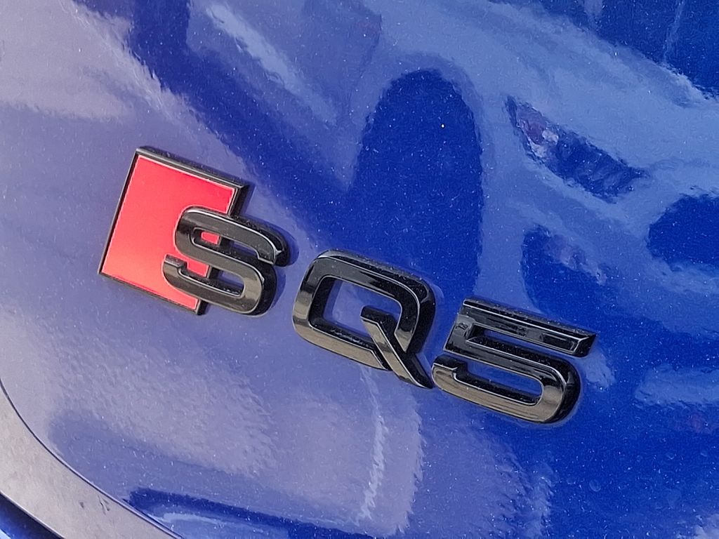 Thumbnail: 2023 Audi SQ5 - 28
