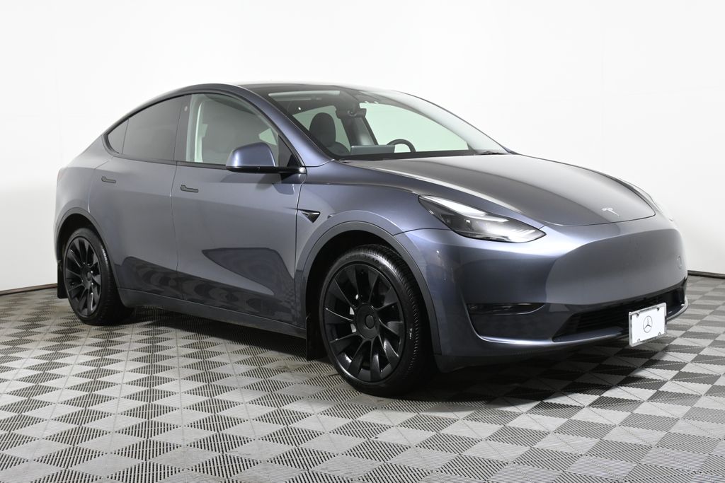 2023 Tesla Model Y Long Range 8