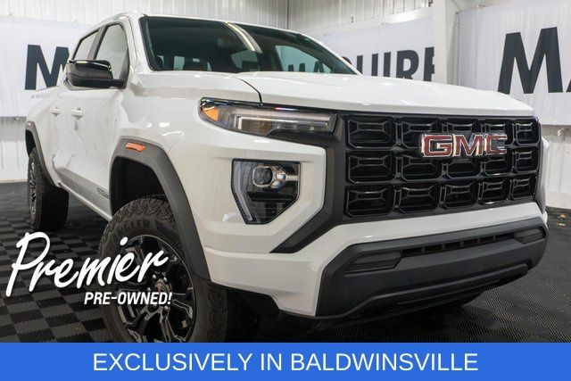 White 2025 GMC Canyon Pickup Truck Four-Wheel Drive 8-Speed Automatic