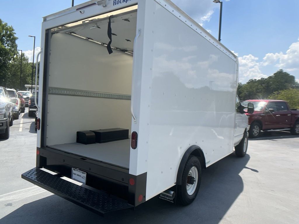 2025 Ford E-350SD Base 7