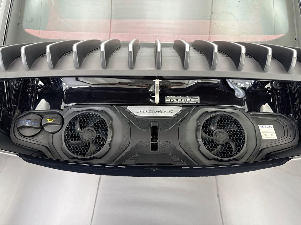 Thumbnail: 2021 Porsche 911 - 27