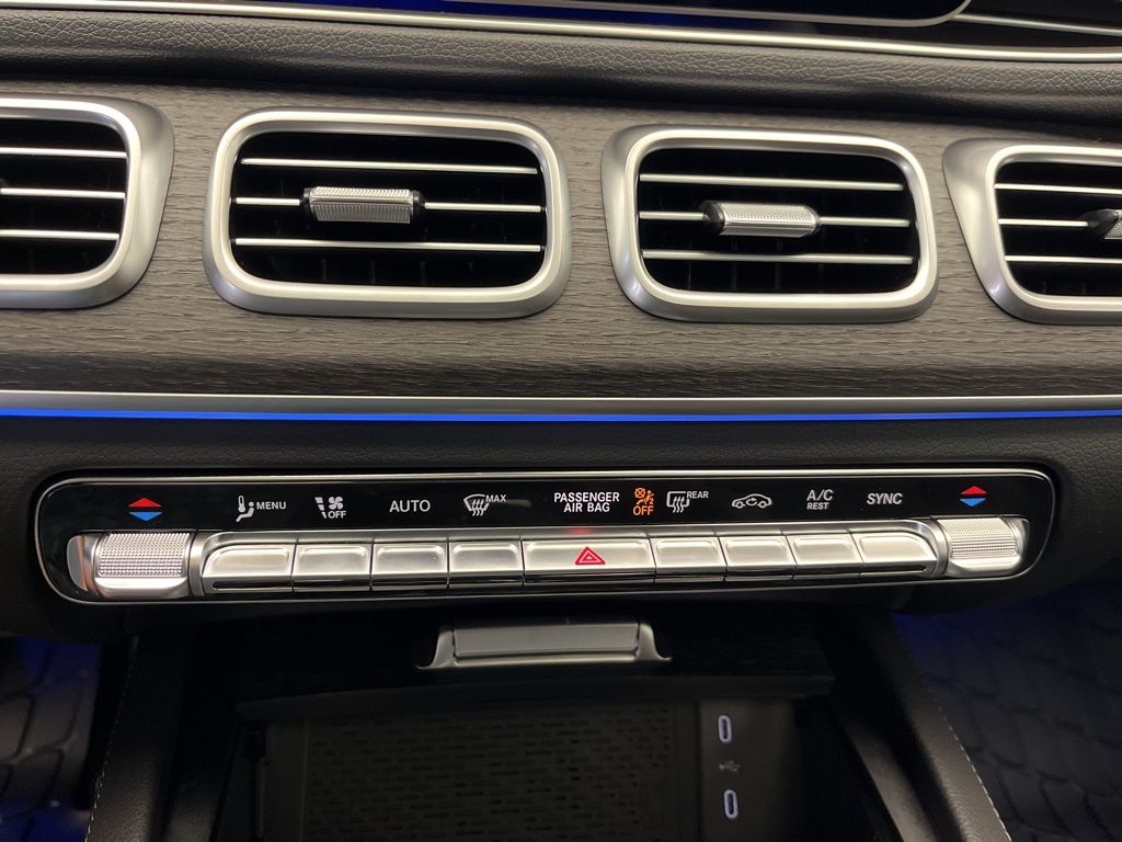 Thumbnail: 2026 Mercedes-Benz GLE - 19