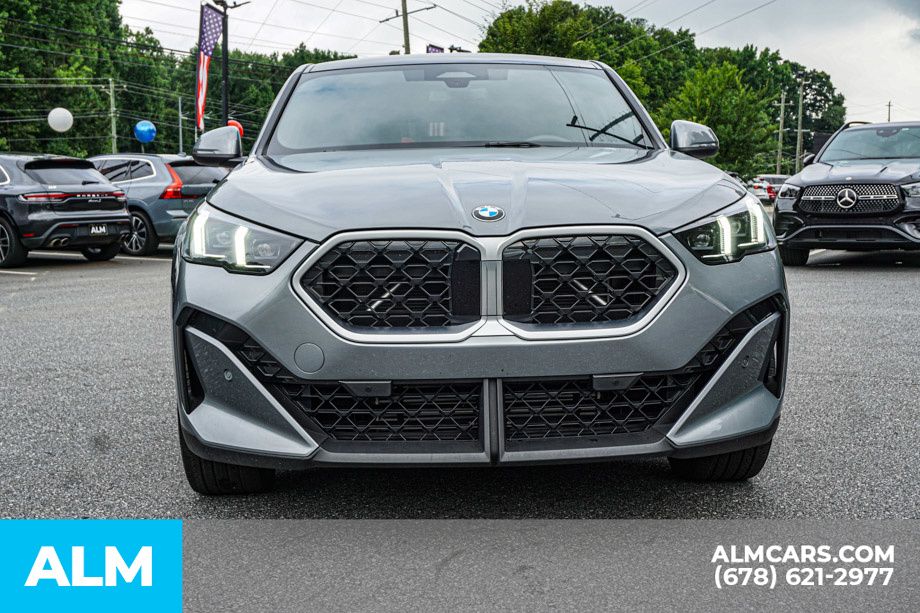 Used 2025 Gray BMW xDrive28i image 10