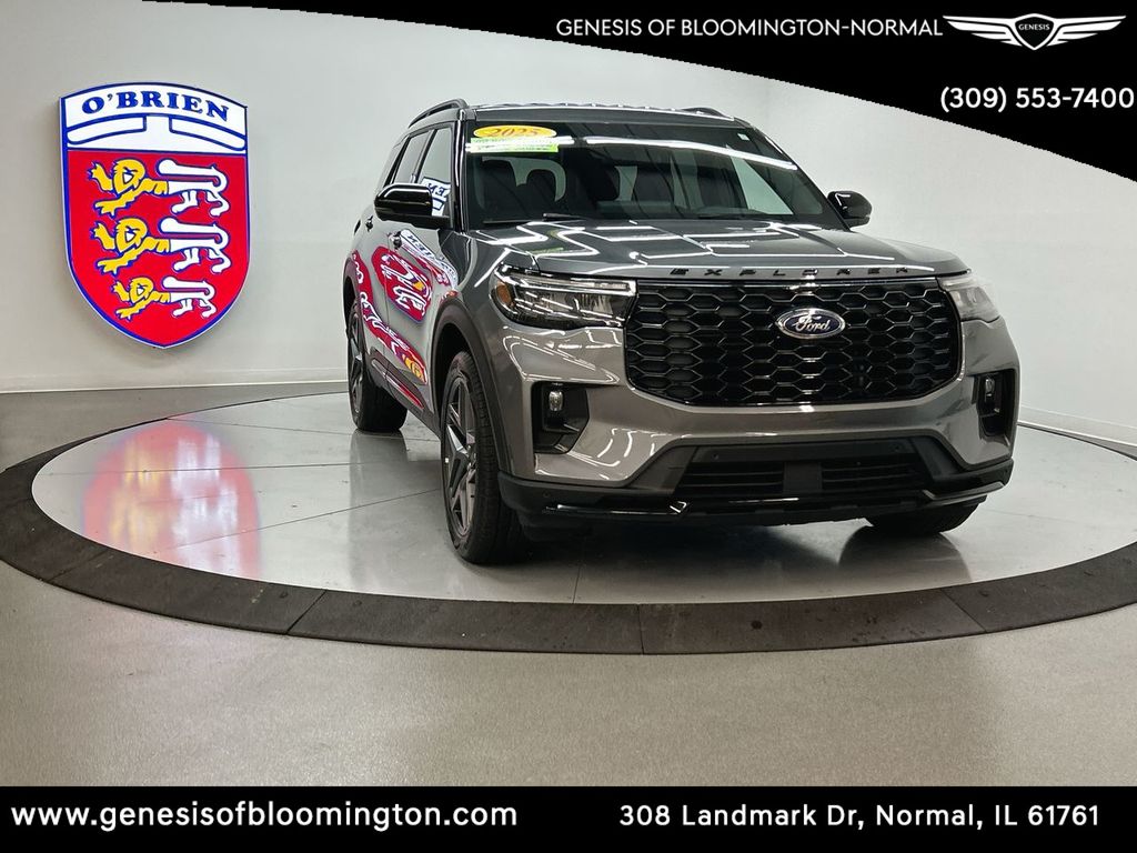 2025 Ford Explorer ST-Line AWD