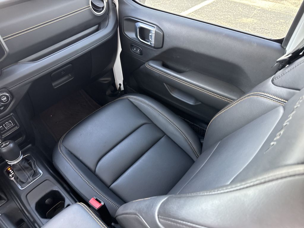 2024 Jeep Wrangler Sahara 4xe White at River Oaks CDJR