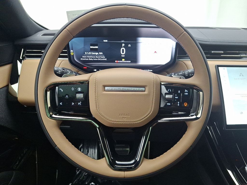 Thumbnail: 2025 Land Rover Range Rover Sport - 15