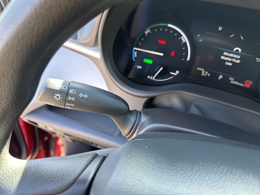 Used Car 2025 Toyota Sienna  Le For Sale Under $40,000 In Austin, Texas