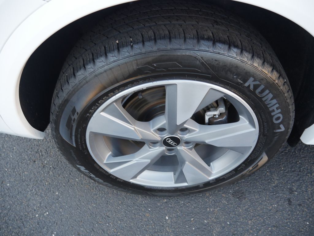 Thumbnail: 2023 Audi Q5 - 14