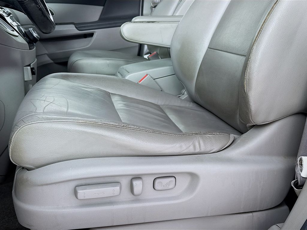 Used Car 2013 Honda Odyssey  Ex-l For Sale Under $12,000 In Austin, Texas