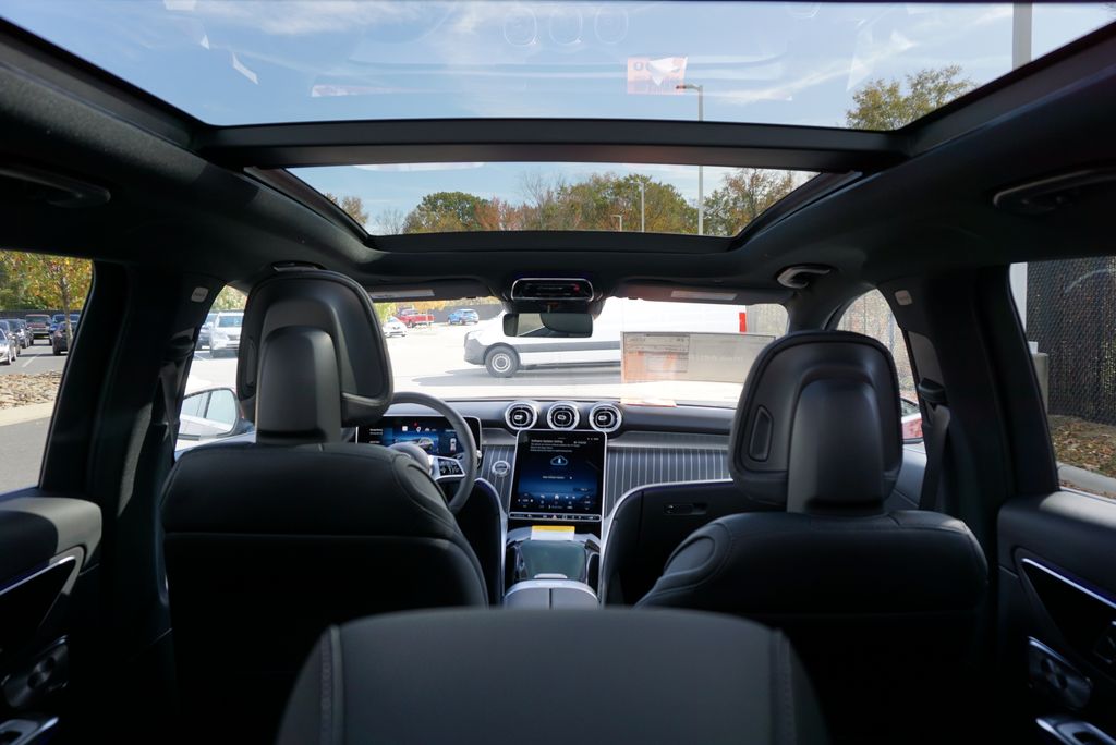 Thumbnail: 2026 Mercedes-Benz GLC - 19