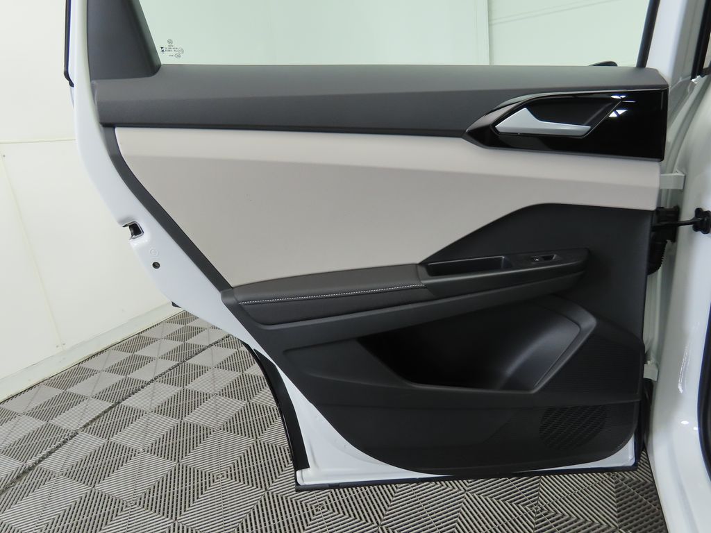 Thumbnail: 2026 Volkswagen Taos - 24