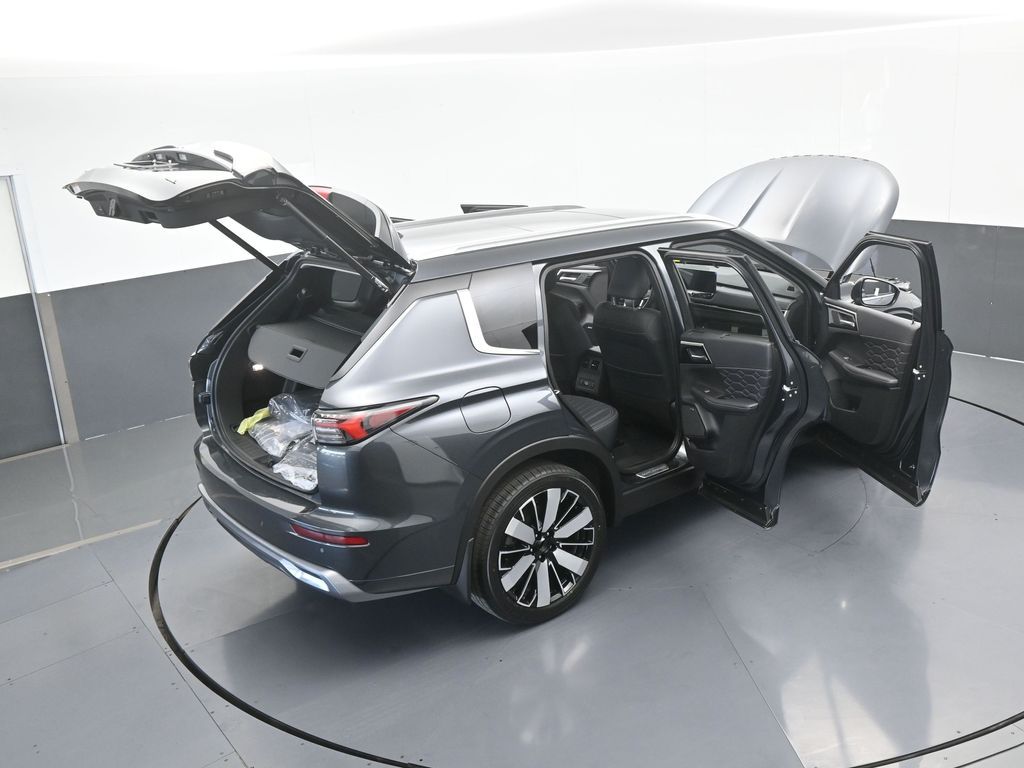 New 2026 Gray Mitsubishi SEL image 68