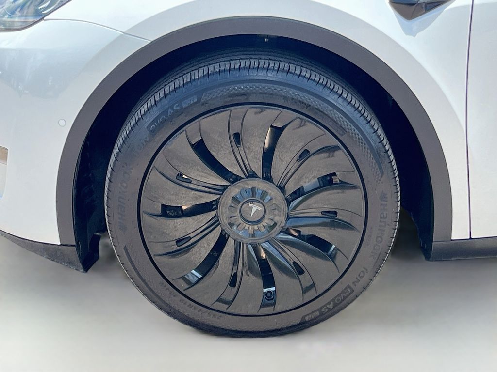 2020 Tesla Model Y Long Range White at Bravo Nissan