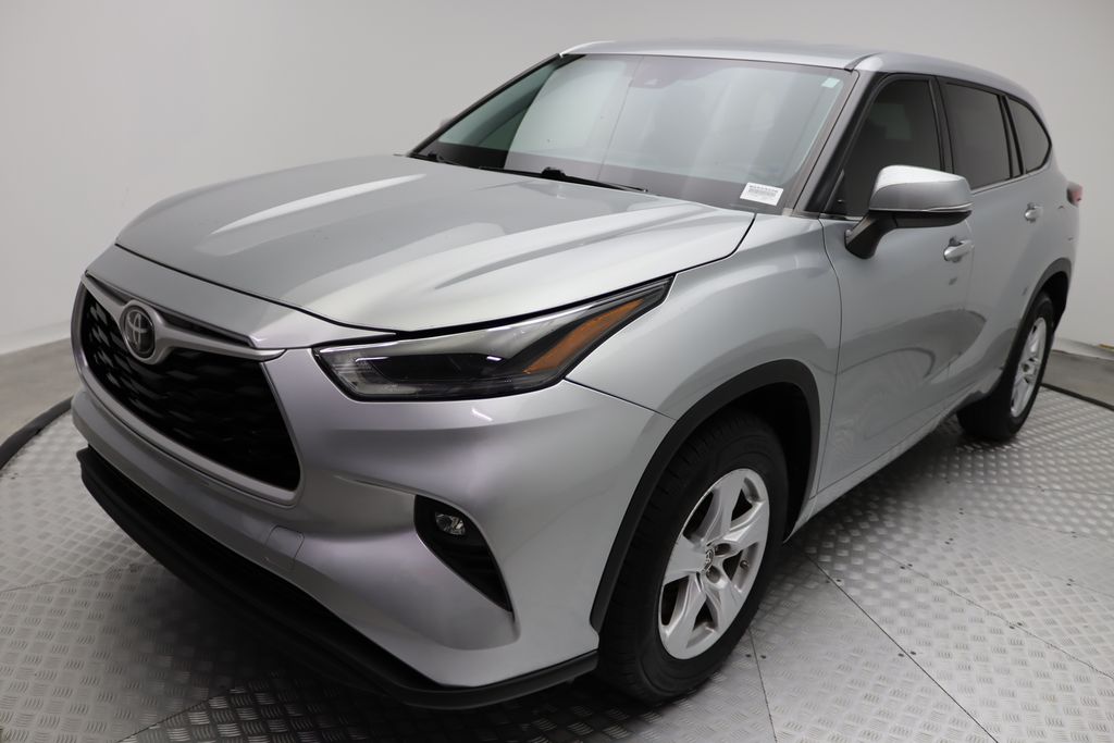 Thumbnail: 2021 Toyota Highlander - 2