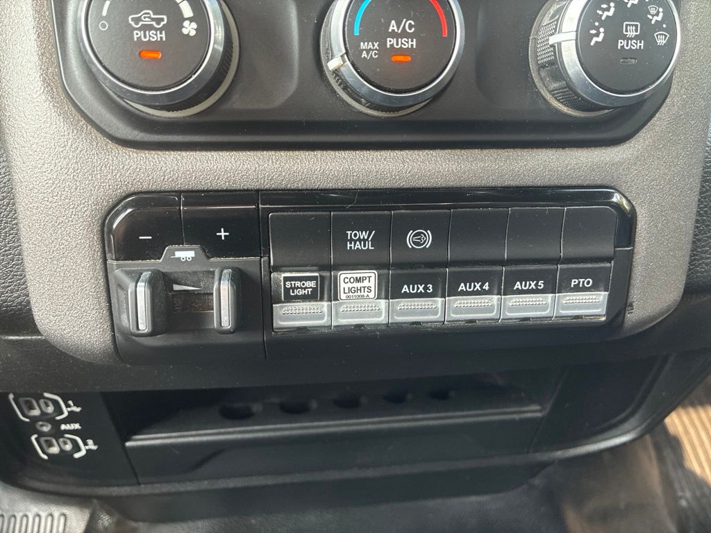 2022 Ram 5500HD Tradesman - 10