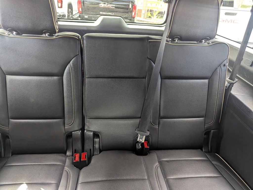 used 2022 GMC Yukon XL car, priced at $46,991