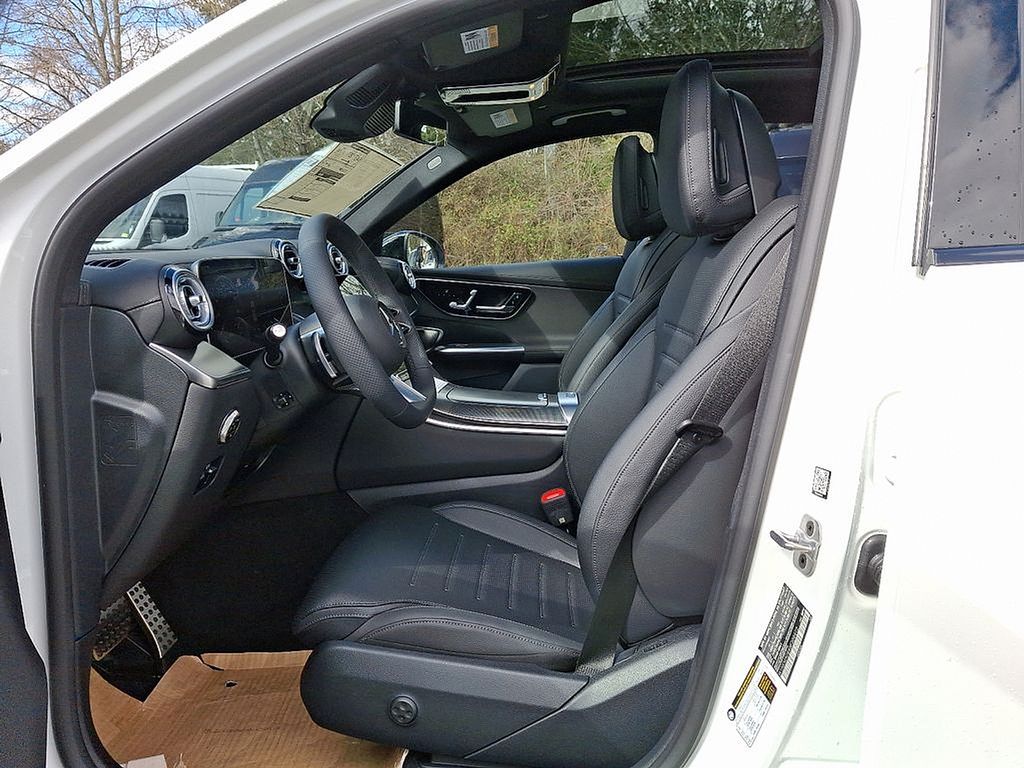 Thumbnail: 2025 Mercedes-Benz GLC - 9