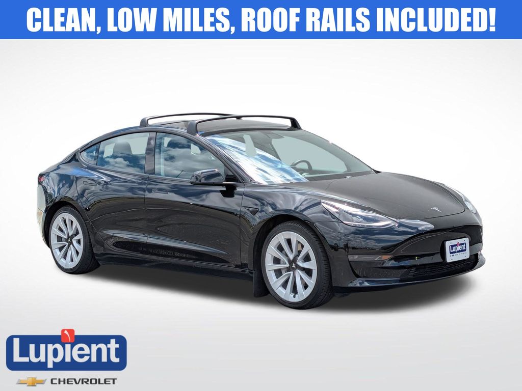 Solid Black 2021 Tesla Model 3 Sedan Rear-Wheel Drive 1-Speed Automatic