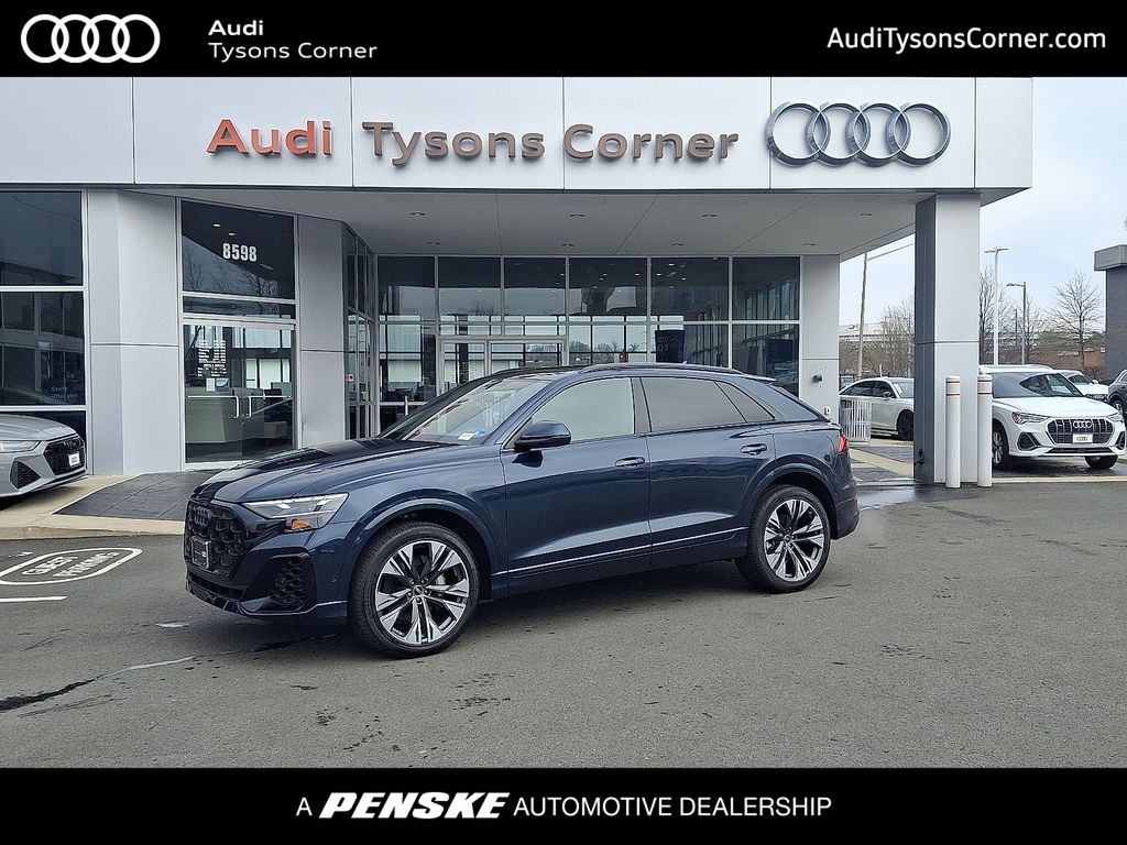 Thumbnail: 2025 Audi Q8 - 1