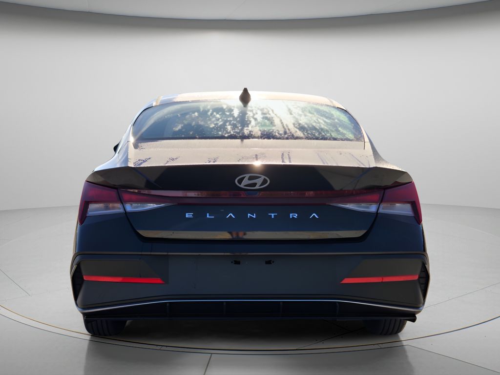 2026 Hyundai Elantra - $22,110