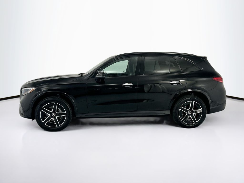 Thumbnail: 2026 Mercedes-Benz GLC - 8