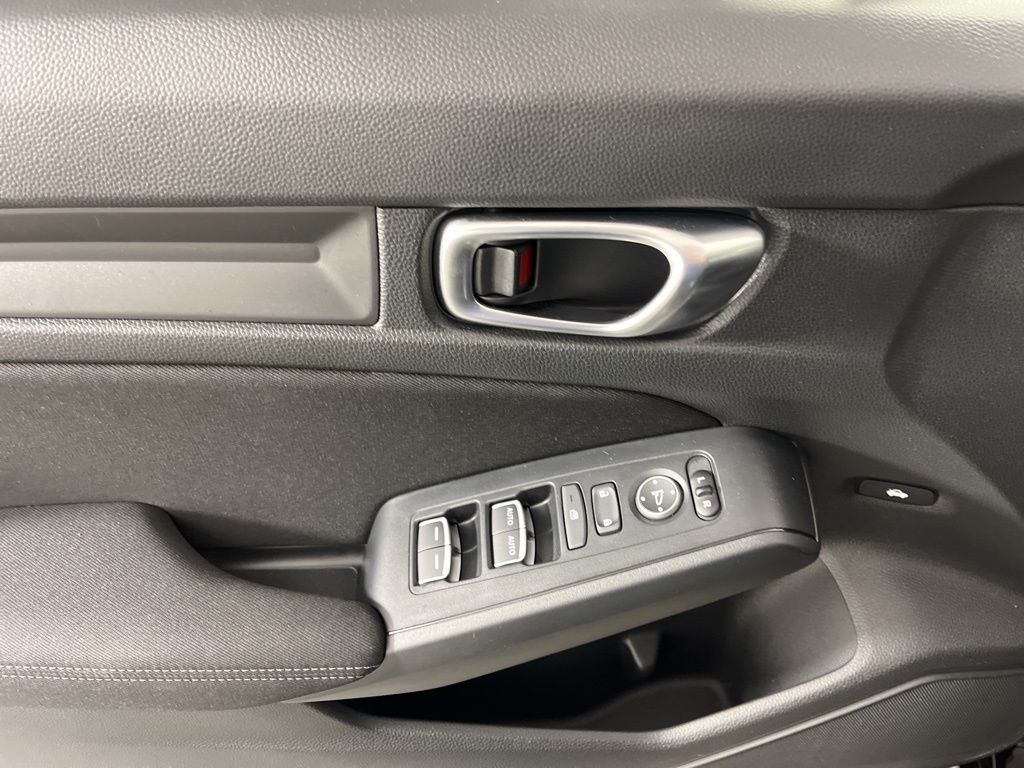 Thumbnail: 2024 Honda Civic - 26