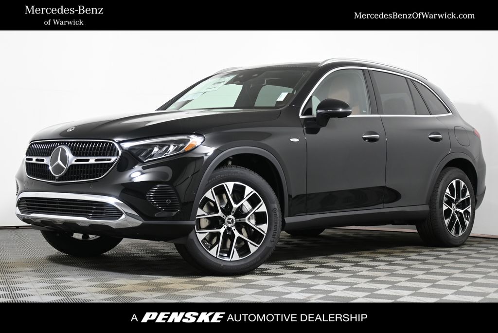 2025 Mercedes-Benz GLC 350 Hero Image