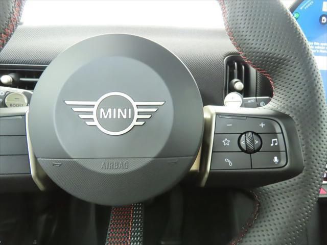 Thumbnail: 2026 MINI Cooper - 13