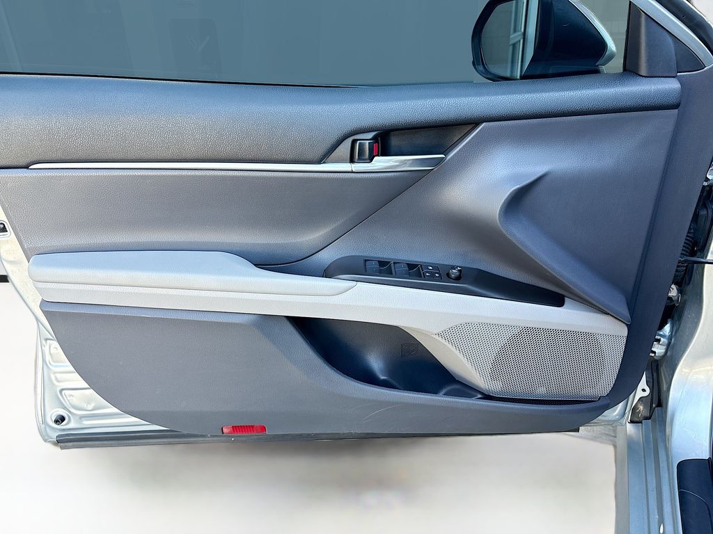 Thumbnail: 2023 Toyota Camry - 23