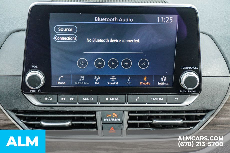 Used 2025 Red Nissan 2.5 SV image 36