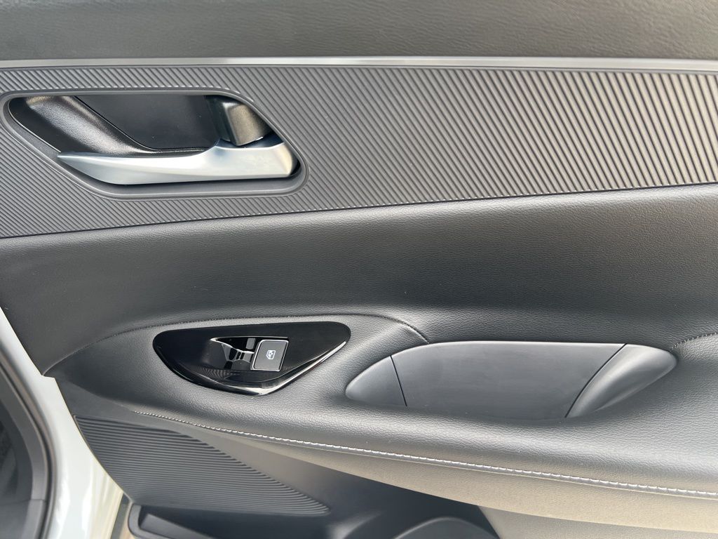 2025 Everest White Pearl Tricoat Nissan Murano SV FWD SUV