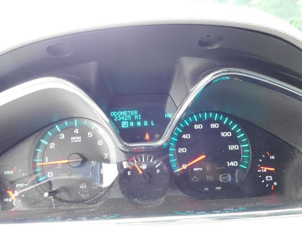2015 Chevrolet Traverse LS 11