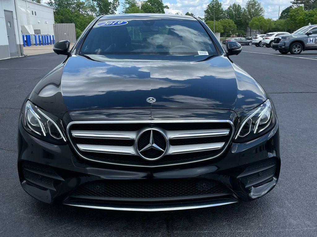 2019 Mercedes-Benz E-Class E 300 8