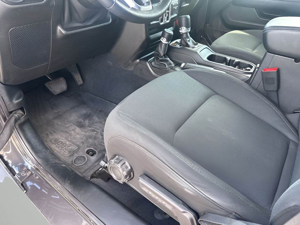 Used Car 2018 Jeep Wrangler  Unlimited Sahara For Sale In Austin, Texas