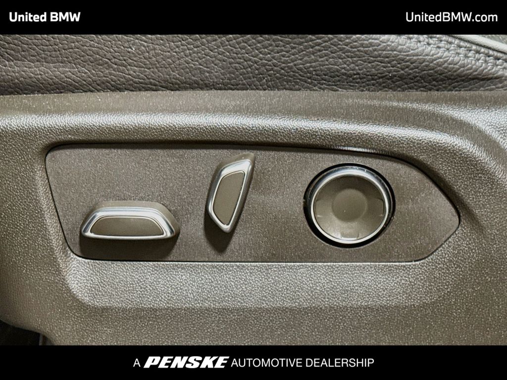 Thumbnail: 2025 GMC Sierra 1500 - 11