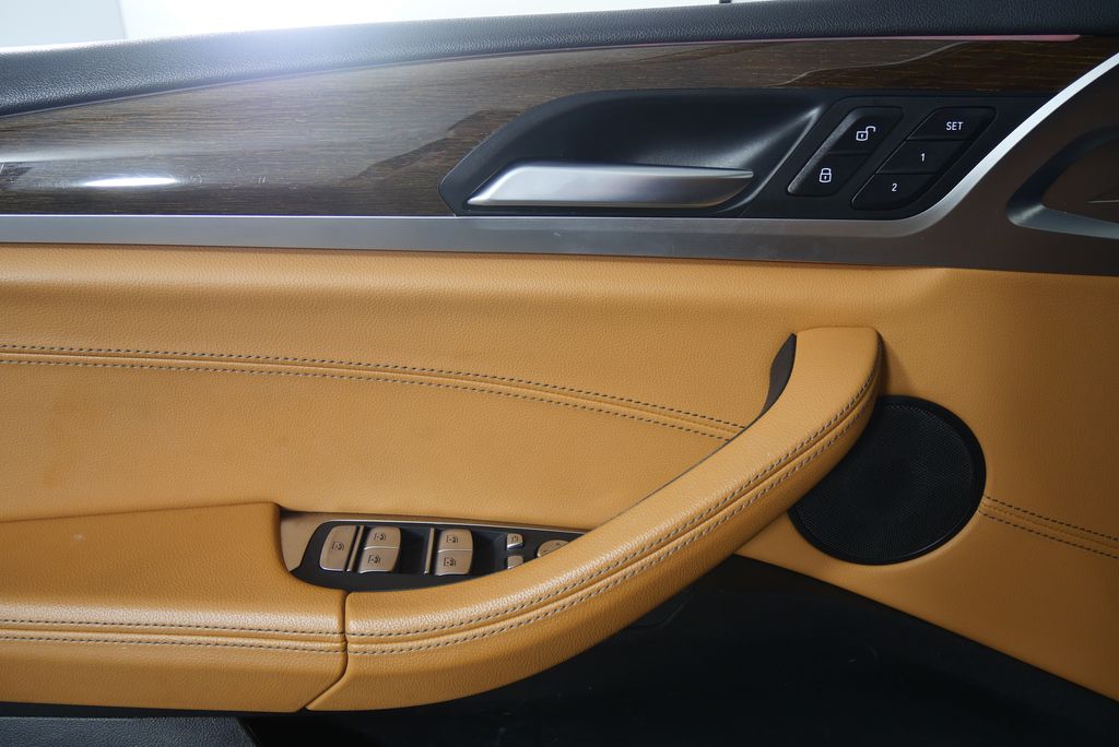 Thumbnail: 2021 BMW X3 - 8