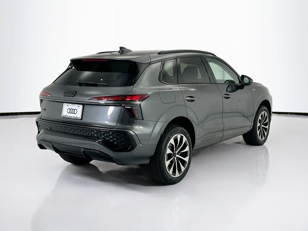 Thumbnail: 2026 Audi Q3 - 5