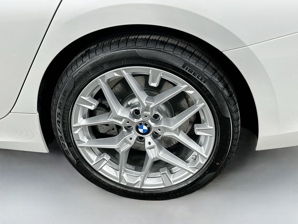 Thumbnail: 2026 BMW 3 Series - 23