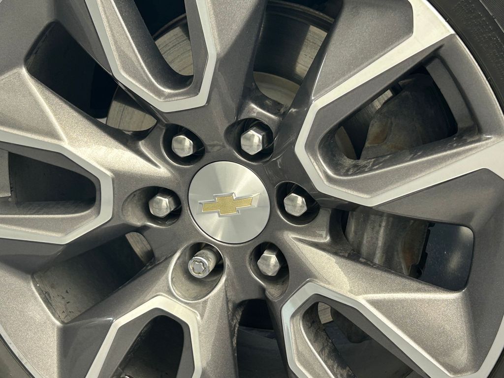 Used 2023 Black Chevrolet LS image 28