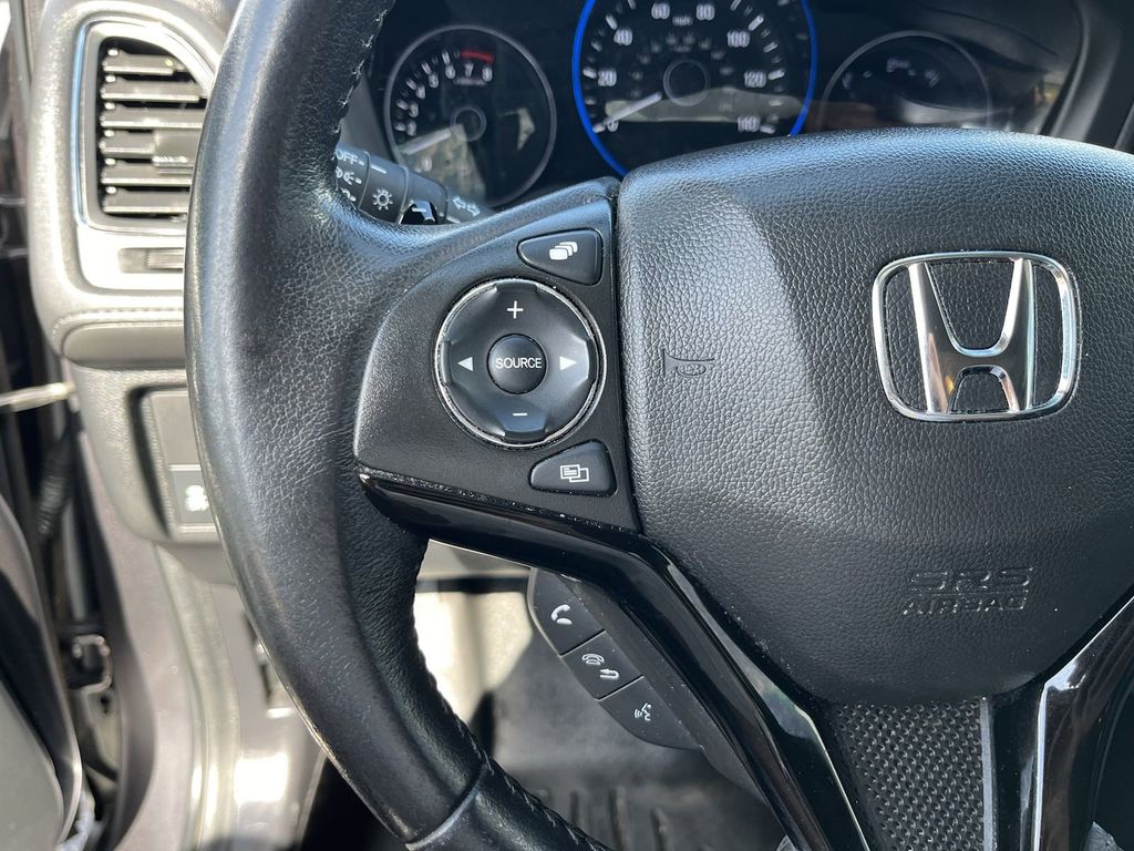 2018 Honda HR-V EX-L 30