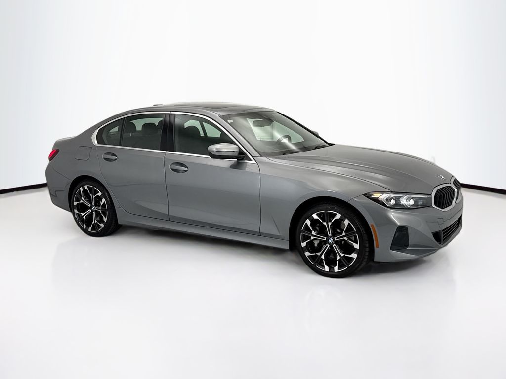 Thumbnail: 2025 BMW 3 Series - 3