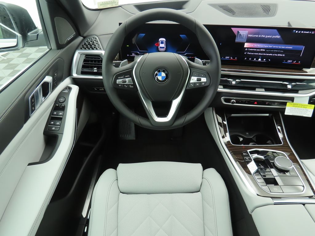 Thumbnail: 2026 BMW X5 - 10